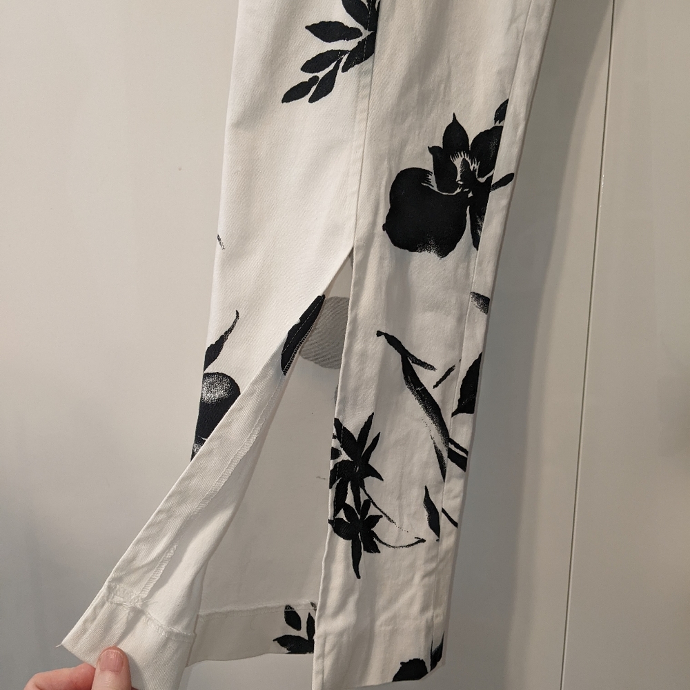 Style New York Paris White Pants with Black Floral Pattern Flare High Ri… - Picture 9 of 10